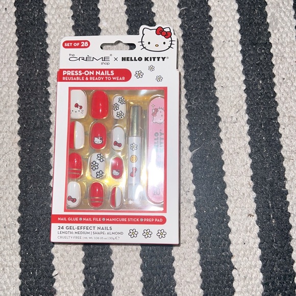 Hello kitty press on nails - Picture 1 of 1
